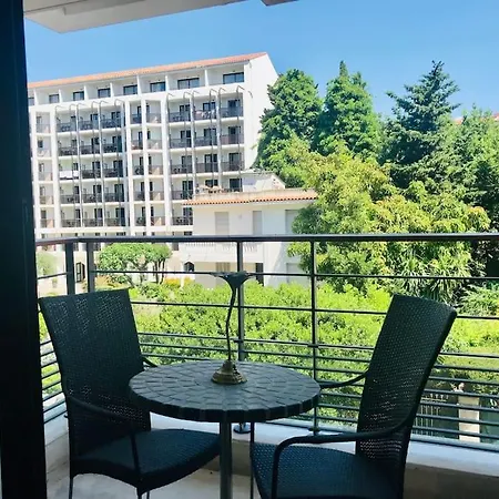 Charmant 2 Pcs + Parking + Balcon + 1 Min Plages